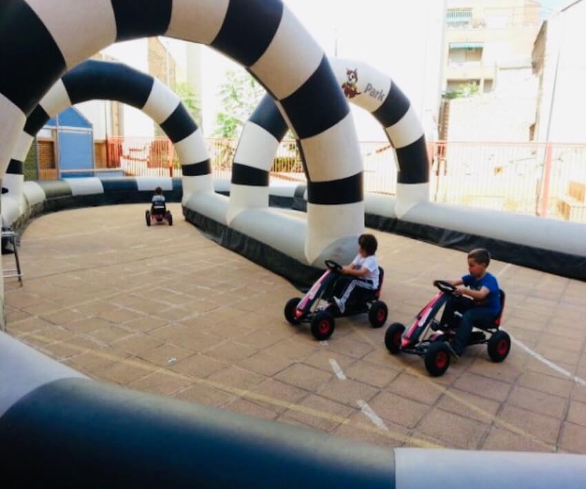 Alquiler Castillo Hinchable Circuito de Karts